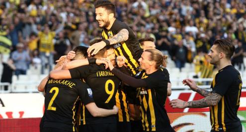 أيك أثينا يفوز بلقب الدوري اليوناني بعد 24 عاما